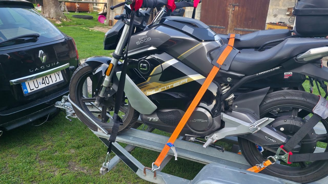 Super Soco Street Hunter 2x bat.