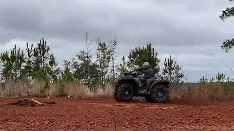 Donuts on the Polaris Highlifter 850