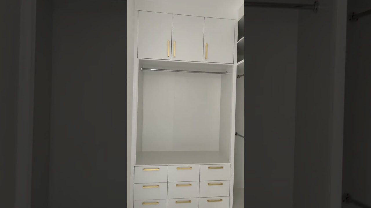 On Time Cocinas y Closets #vestidor #armario – Cocinas Modernas