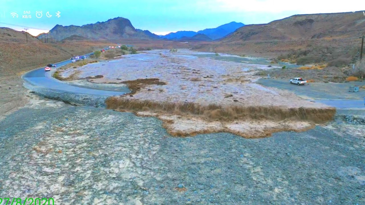 سيل وادي عاهن ولايةصحار محافظة شمال الباطنةسلطنة عمان بتاريخ 27/8/2020