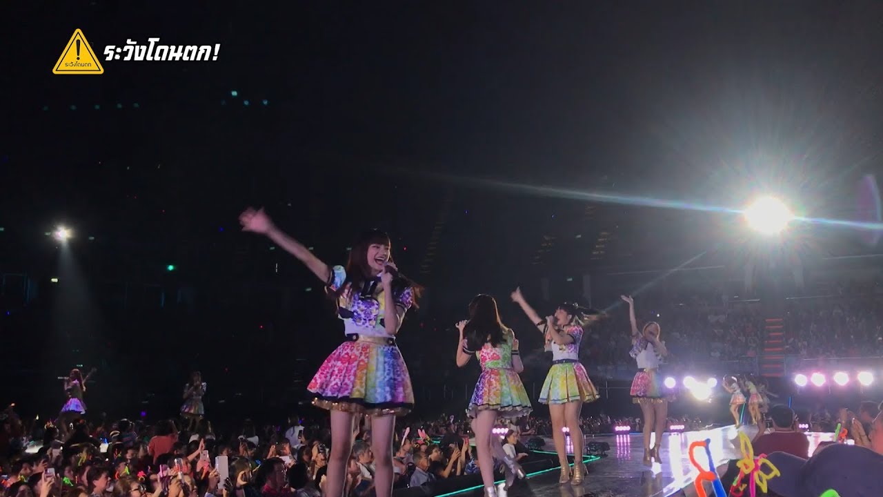 หยดน้ำ - BNK48 แบบเบิร์ดเบิร์ด #11 Restage | ระวังโดนตก !