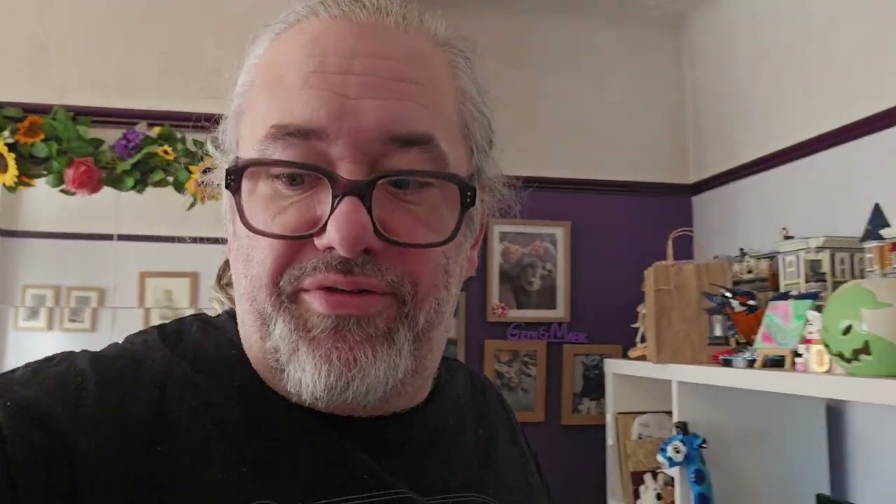 Подготовка к поездке в Испанию — периодические видеоблоги.