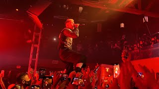 Twenty One Pilots “Holding On to You” live at the Troubadour in West Hollywood - TAKEØVER TOUR