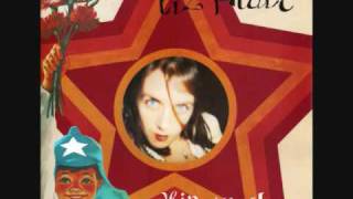 Watch Liz Phair XRay Man video