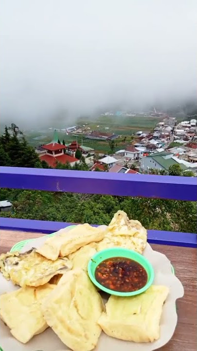 NGOPI DAN GORENGAN DI ATAS BUKIT | HALU STORY #shorts  #storyhalu #storyig #storywa