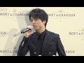 山崎育三郎が『美女と野獣』の「ひそかな夢」を生歌で披露、すみれも絶賛/「MOET CHRISTMAS MARCHE(モエ クリスマス マルシェ) 2018」オープニングセレモニー