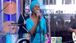 India Arie "Cocoa Butter" live on GMA