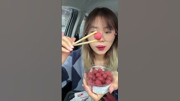 Thumbnail of นุ่มละลายในปากก🤤 #pingpantira #asmr #ผิงกินบนรถ