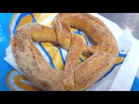 Video Pretzel New York - Inside Auntie Anne's - Making the... - youtube