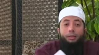 Ustadz Khalid Basalamah ~ Hukum Dzikir 1000 x baca Syahadat agar kaya raya