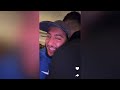Karim Lipton avec sa femme qui force. Anas et mal à l’aise 