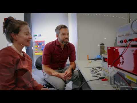 Quantum Computing Research in the School of Electrical Engineering & Telecommunications