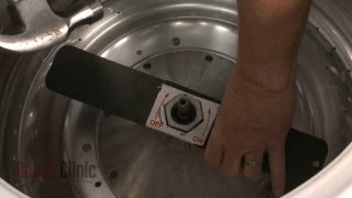 GE Top Load How to Use a Tub Nut Wrench #WX5X1325 Resimi
