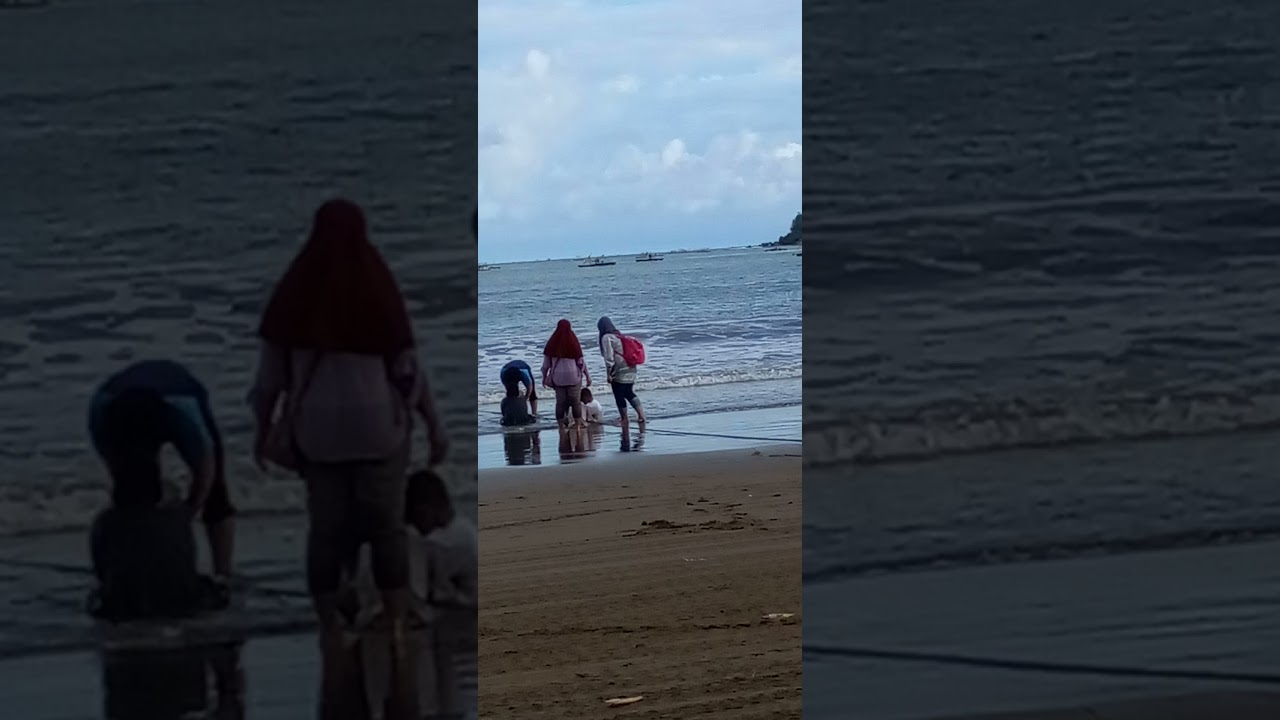 suasn sore d pantai gemah tulungagung