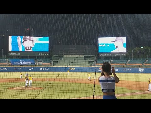 《Fubon Angels》安娜⚾中職最大咖洋將-紐那斯 在台灣的最後一個打席...嗎?(因家人確診重症賽後暫離隊降二軍) [2021/8/13 中信vs富邦 8局下]