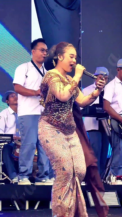 Niken gak hafal lagu ini 🤩 #nikensalindri #shorts #reels #fyp #trending