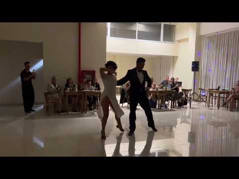 Olga Lara y Juan Olave. Quejas de bandoneón. Milonga El Arranque
