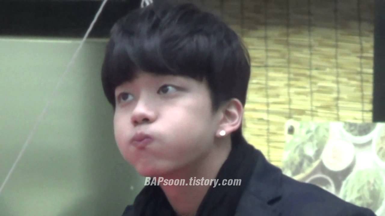 130928 B.A.P 부산 팬싸인회 / 영재(Youngjae) 상냥해.. ;ㅅ;