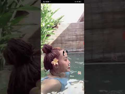 Mba Sri Gudeg Angel$  berenang - bikini | Hot Live Indonesia [20201121_143818]
