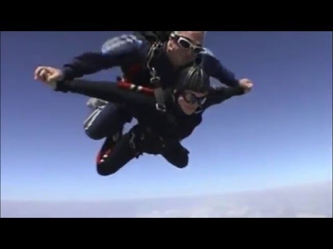 Lauren's First Skydive
