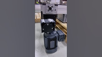 Say goodbye to manual handling with smart conveyor automation #palletconveyor #machine #linkconveyor