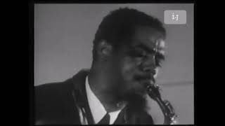 Eric Dolphy With The Charles Mingus Sextet - I'll Remember April