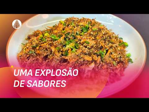 Salada oriental: receita leve, colorida e cheia de sabor | Sabor de Vida