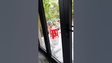 Mẫu cửa 4 cánh nhôm xingfa kính cường lực. cửa sắt nam giang.