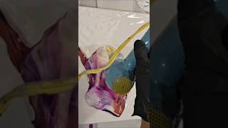 Dutch Pour finding my Composition #fluidart #shorts screenshot 5