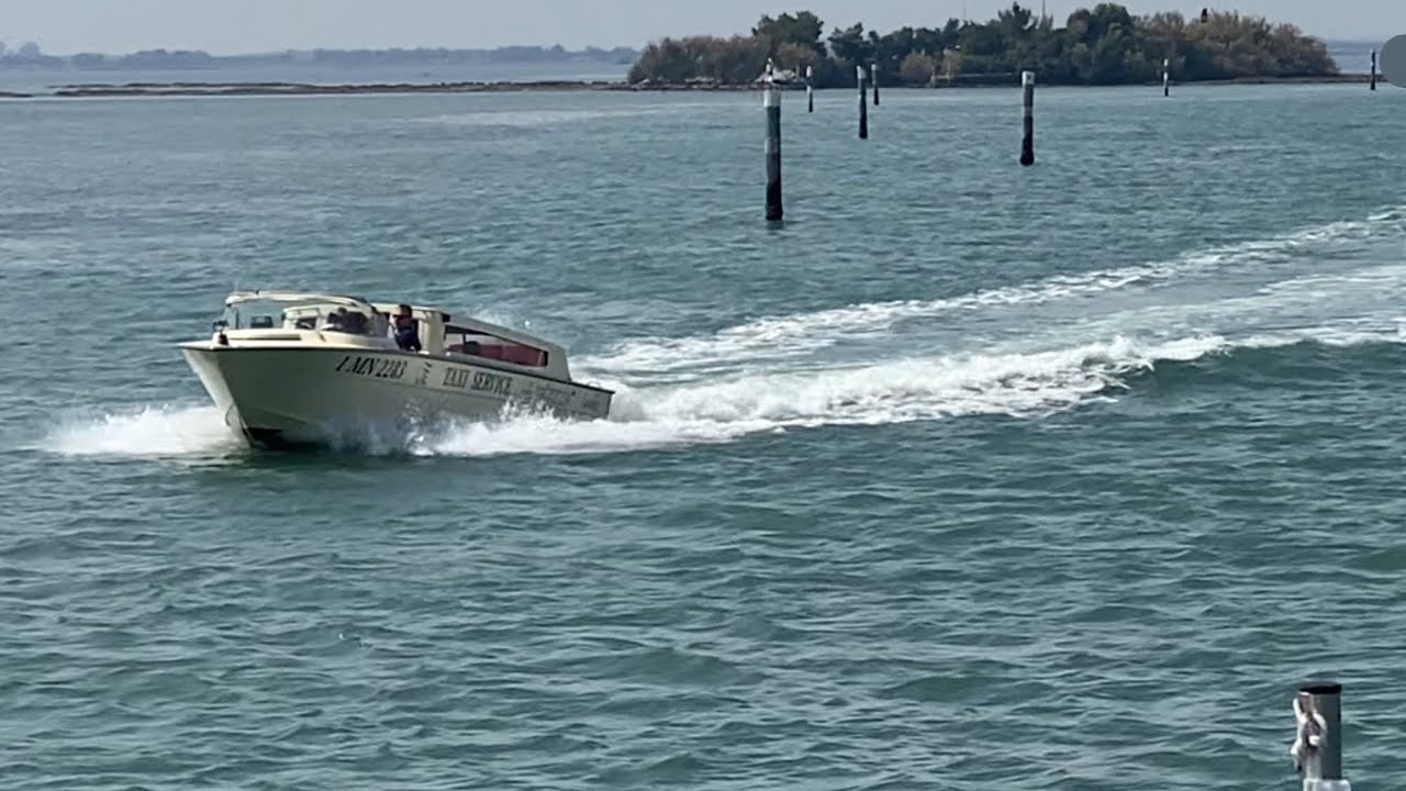 Eigentlich sollte es eine ruhige Bootsfahrt durch die Lagune von Grado werden 😁