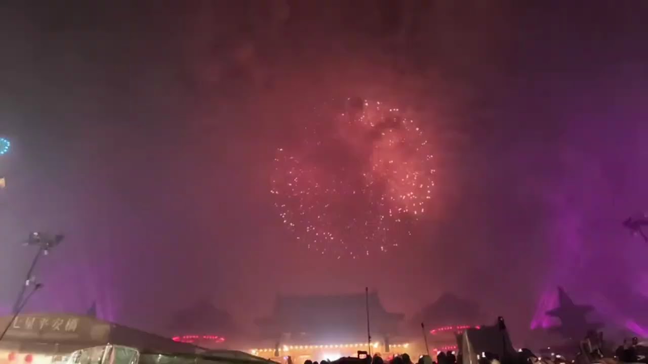 Ep19「埔里麒麟」鹿耳門聖母廟一年一度高空煙火大賞.破萬人推薦.埔里麒麟帶你身歷其境，直播中」的精華片段 (4:08:30 至 4:13:28)