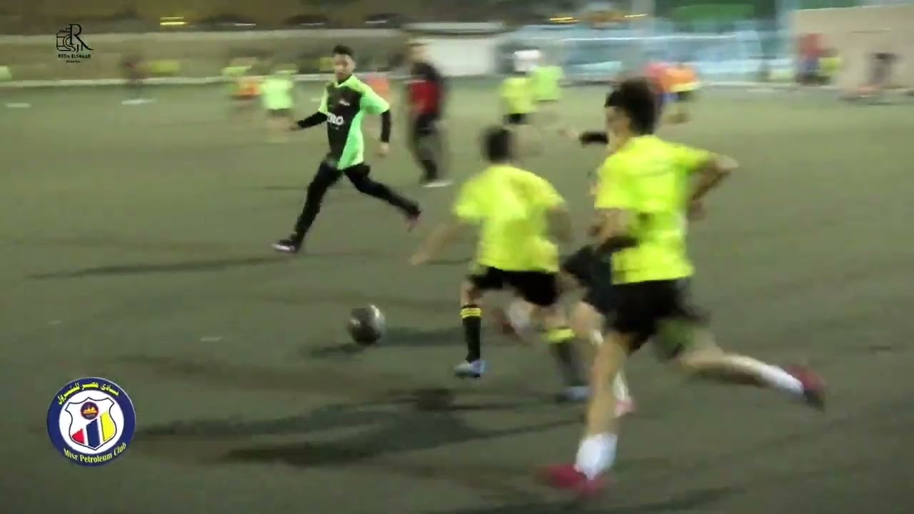 مقتطفات من المبارايات الودية بين لاعبين نادي مصر للبترول ك حازم فرج وبين لاعبين نادي المقاولون العرب