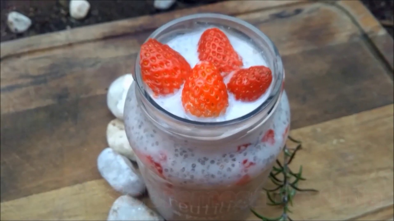 Como fazer pudim de chia com suco de morango?