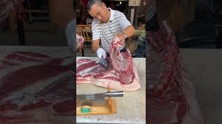 Cara memotong iga babi dengan benar dan cepat.