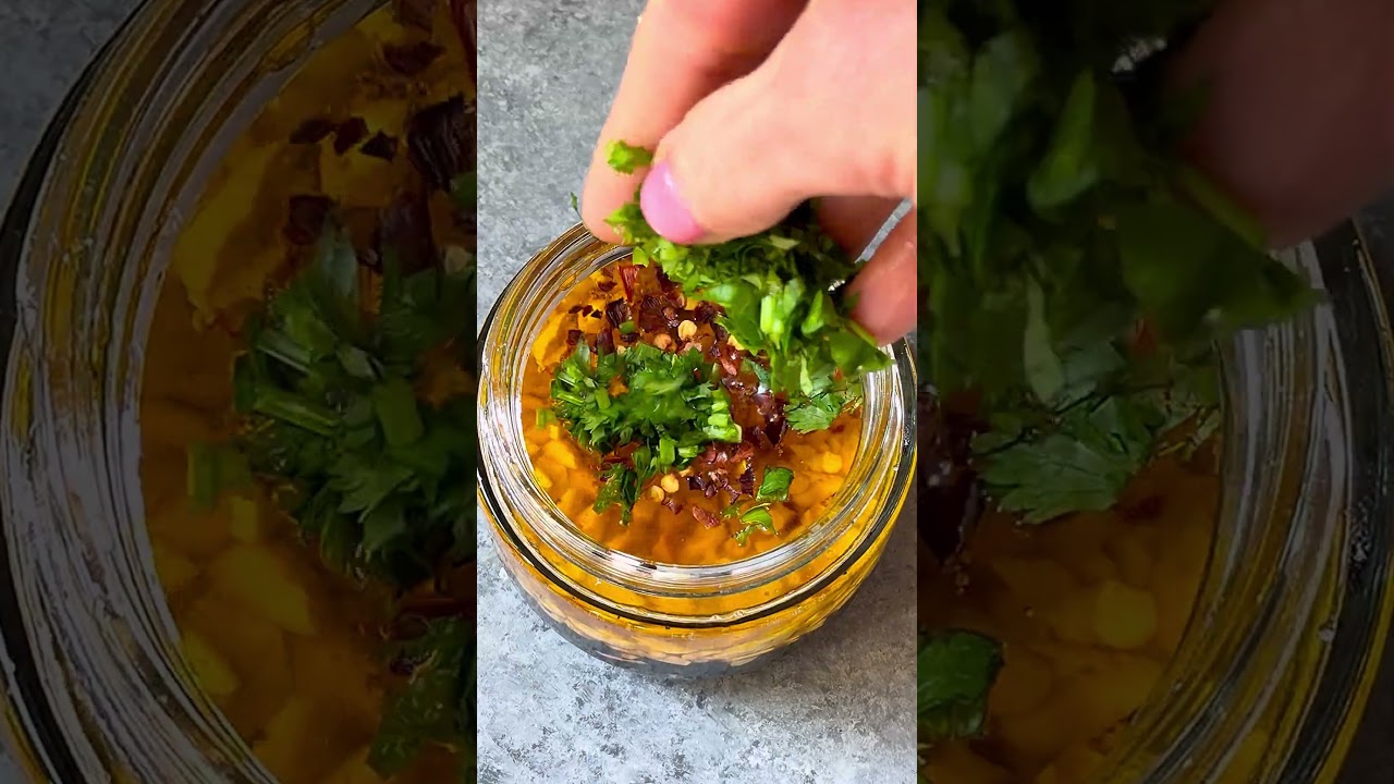ROASTED CABBAGE SALAD WITH CRUNCHY PEANUT VINAIGRETTE & CANDIED HONEY SESAME CHICKPEAS! ROASTED CABBAGE SALAD WITH CRUNCHY PEANUT VINAIGRETTE & CANDIED HONEY SESAME CHICKPEAS!