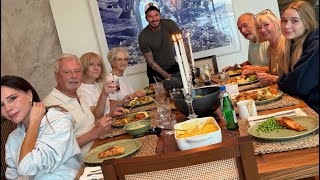 David Beckham Cheffing it up in the Kitchen like No One’s Business 
