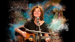 Watch Amy Grant First Love video