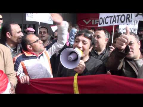 احتفال المصريين بنجاح ثوره ٢٥ يناير من اسبانيا بحضور الفنان علي الحجار
