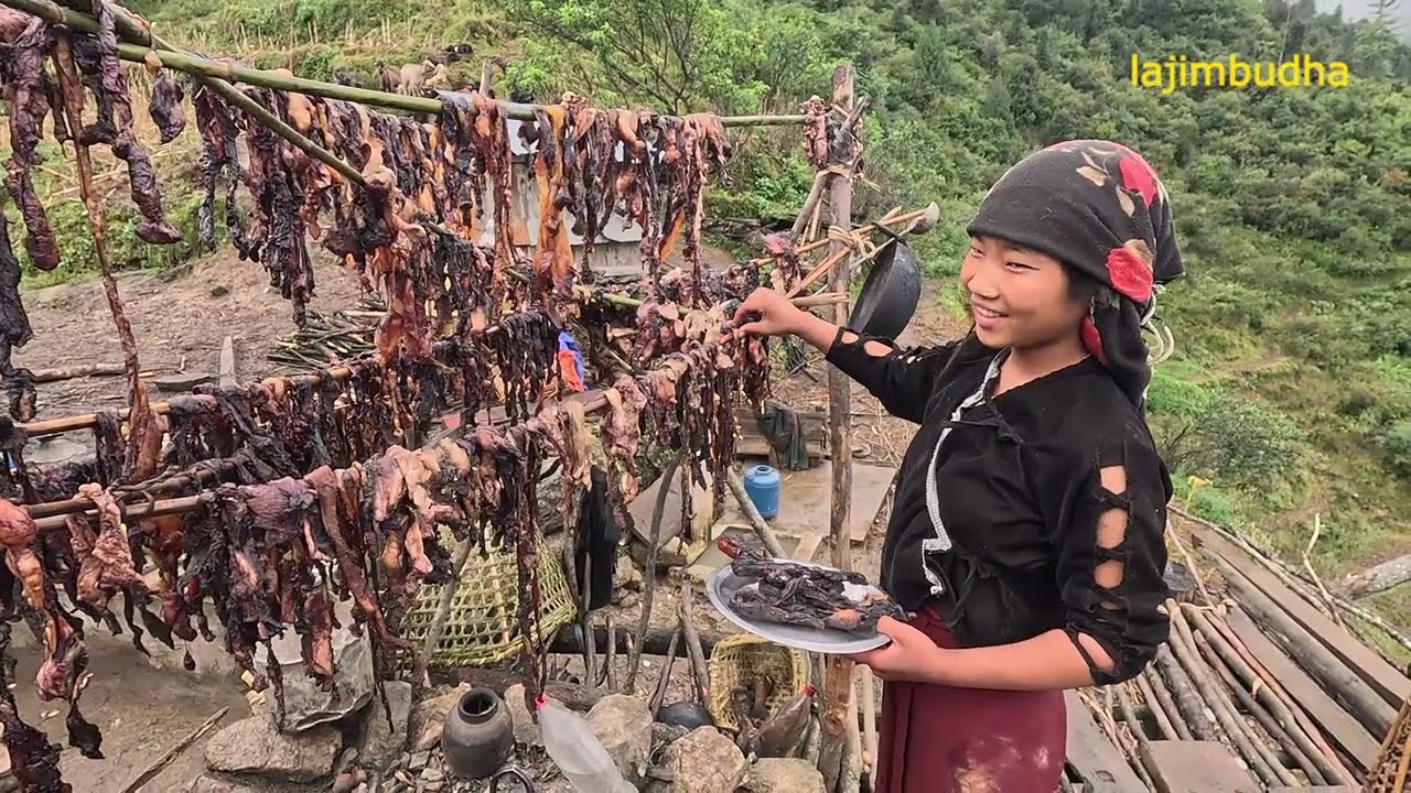 organic food having in big family || lajimbudha ||