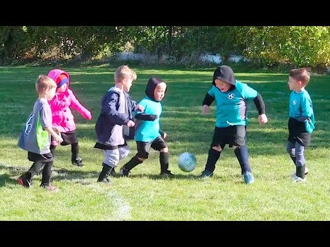 Kids Soccer Game 