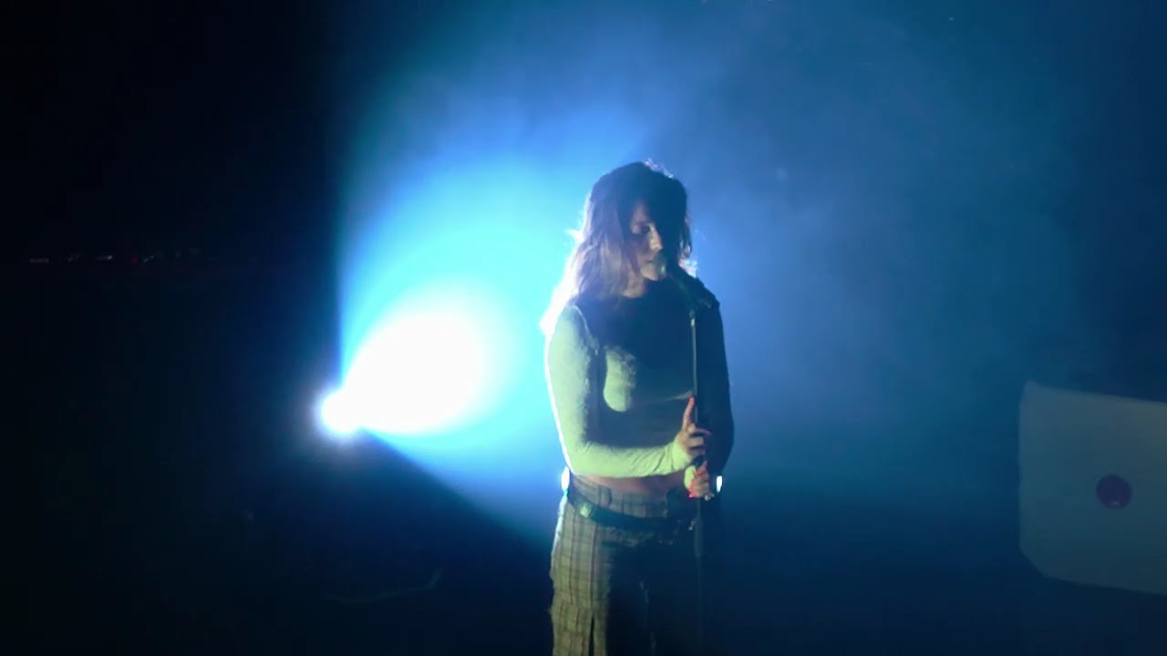 Iliona - 23 (live) - Les Docks, Lausanne 01/11/2025