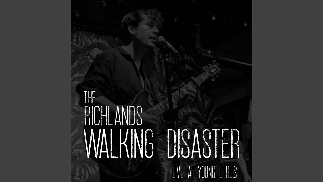 Guarda Walking Disaster (Live at Young Ethel's) su YouTube Guarda Walking Disaster (Live at Young Ethel's) su YouTube