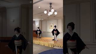 Traditional Geiko Dance by Sapporo Meigiren #sapporomeigiren #geiko #geishaculture #japaneseculture
