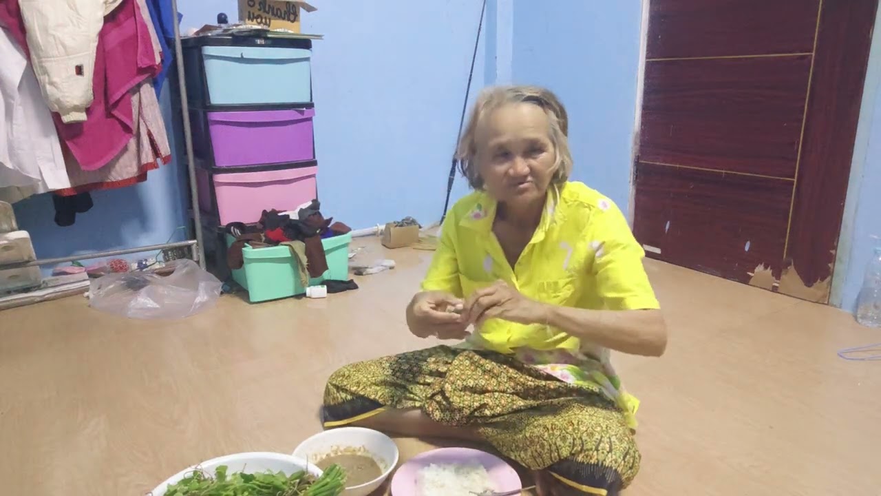 มาเด้อมากินข้าวแลงนำกันจ้าต้มผักขมปนป้า