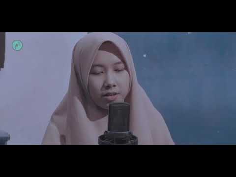 Murottal merdu menggetarkan hati ( neng putri diana )