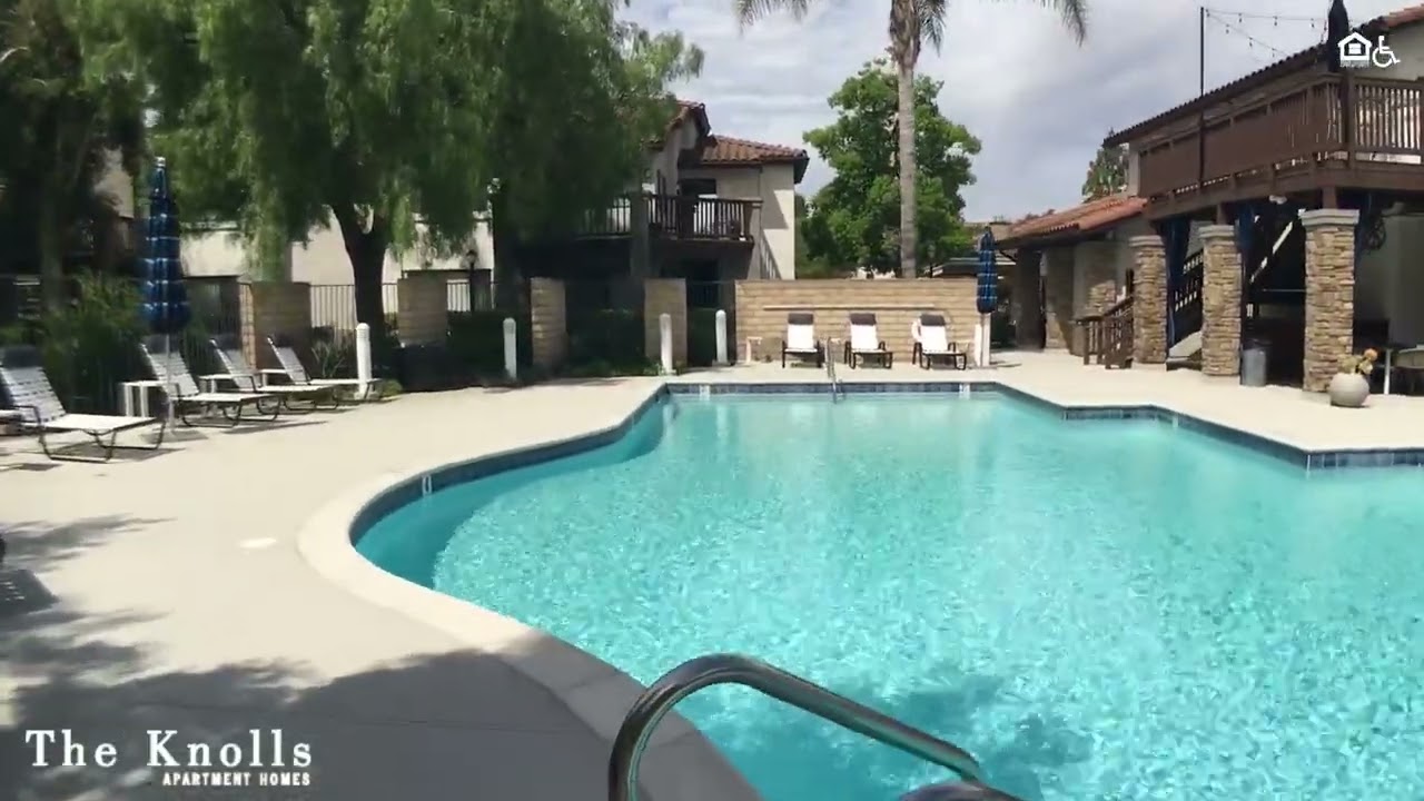 The Knolls Apartments (Thousand Oaks, CA) - Fitness Center and Main Pool
