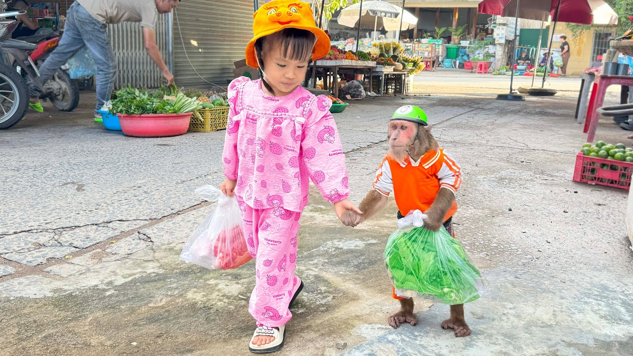 CUTIS & Yen Nhi go to market, do something special to take care of Mom after giving birth🤩