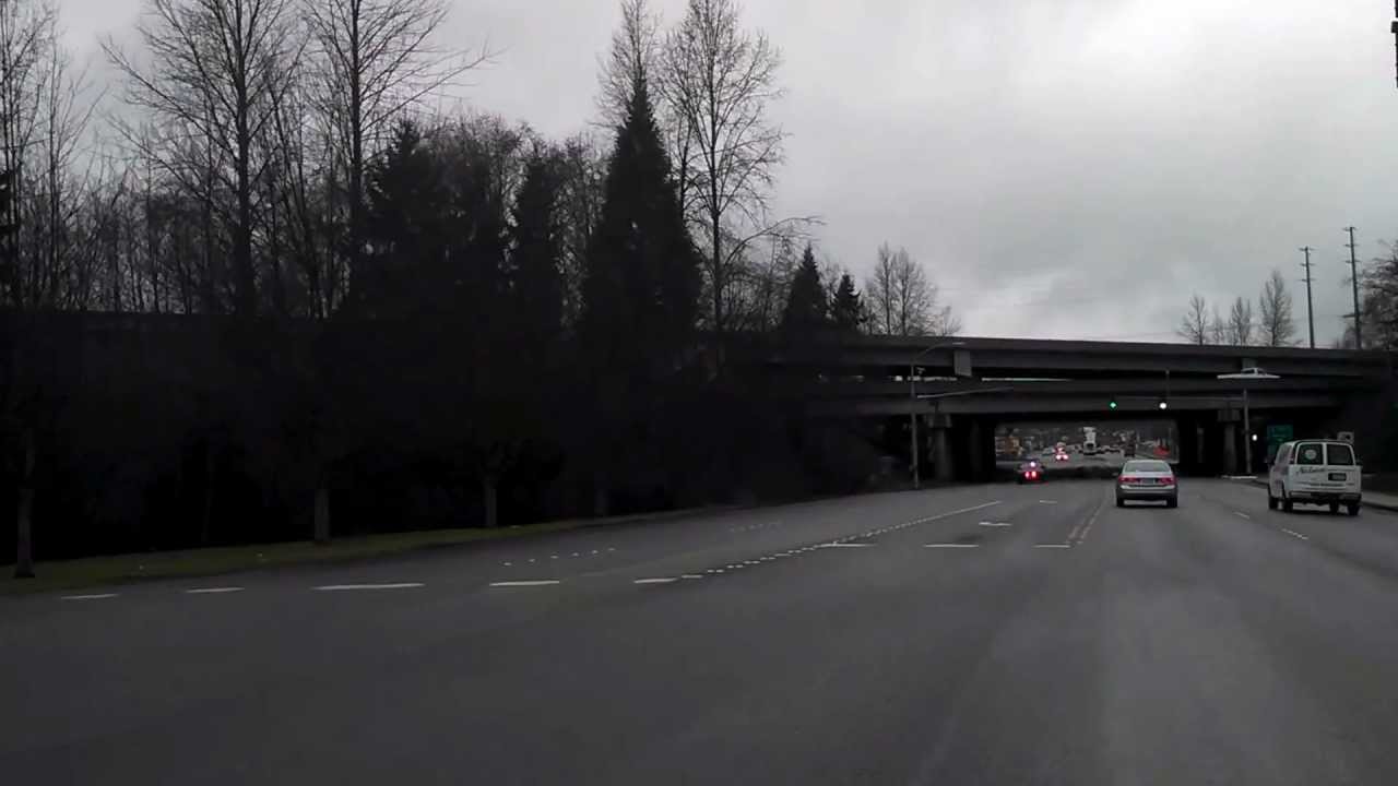 Unmarked Lynnwood Police Dodge Charger Responding Code to a Standoff 02/12/2013