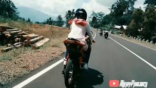 Cewek pake ninja 250 jari-jari