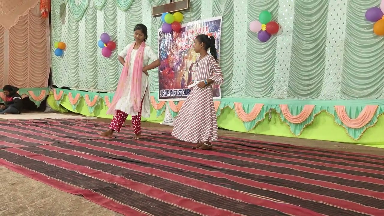Christmas Dance jurdur ..